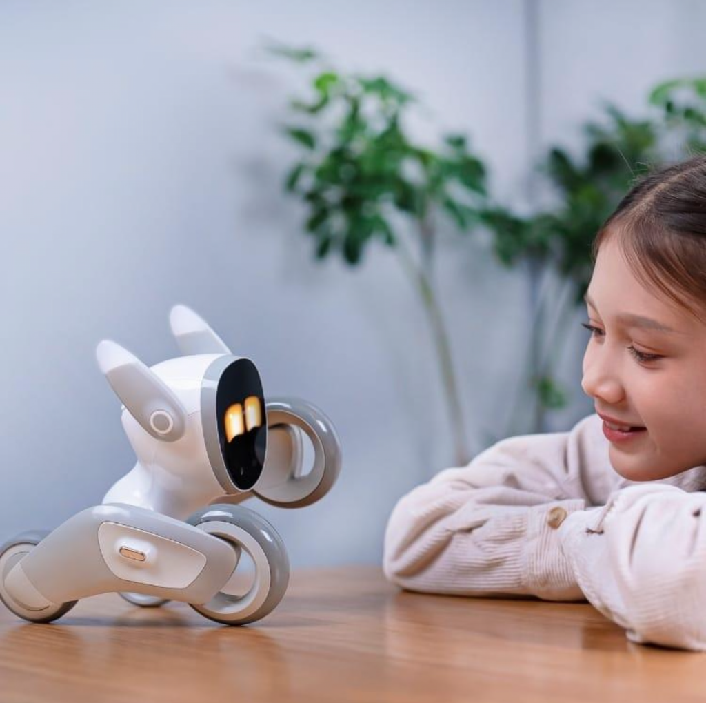 Loona AI Robot Companion – Smart Interactive Pet Robot